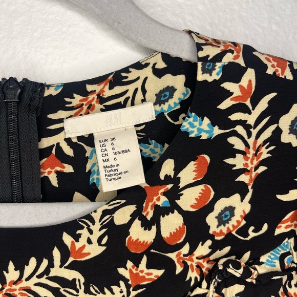 H&M Black Floral Long Sleeve Mini Dress - Size 6 (US) - Picture 2 of 8